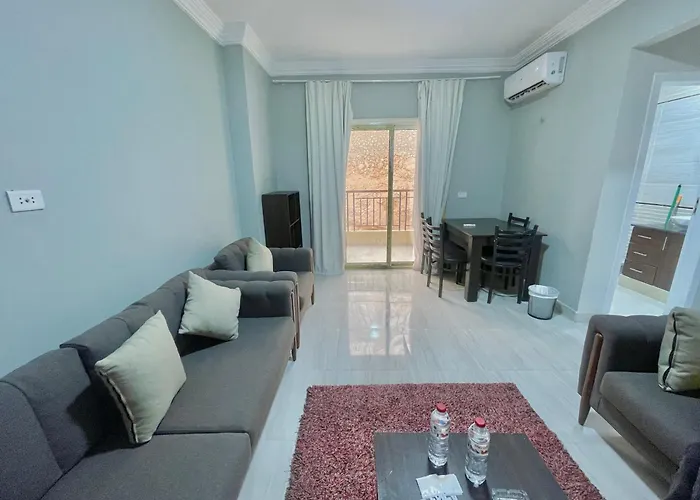 Apartment Elegant One Bedroom Managed By Lilly Homes